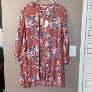 Beautiful floral dress - Umgee brand - NEW